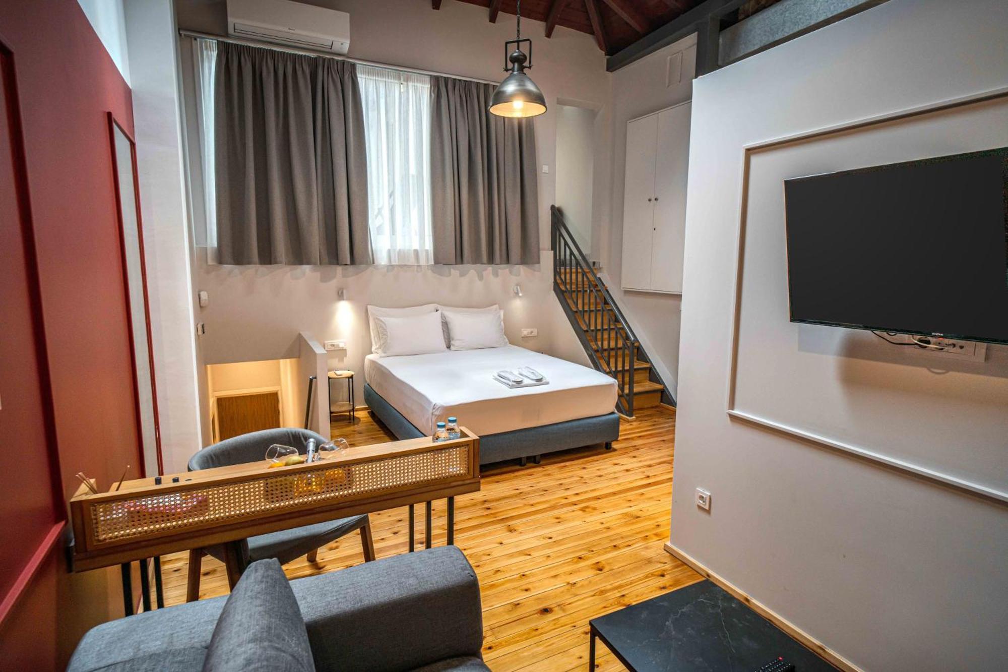 Belle Athenes - Luxury Rooms At Monastiraki Railway Station Exterior photo